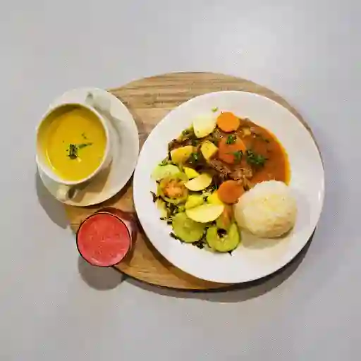 Menú Del Día con Res,a Partir de 12:00