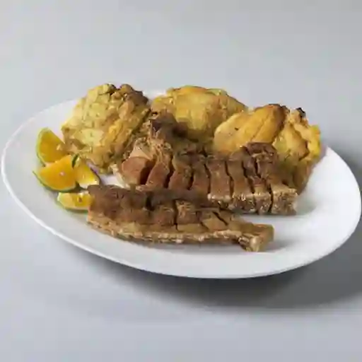 Medio Plato de Chicharrón