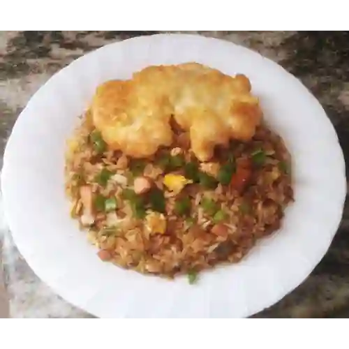 Arroz Chaufa con Milanesa de Pollo