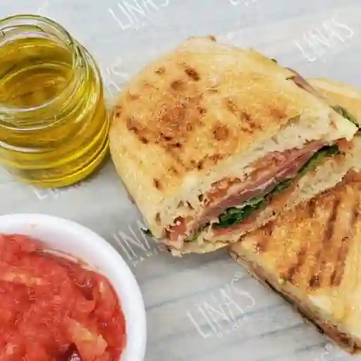 SAND JAMON SERRANO