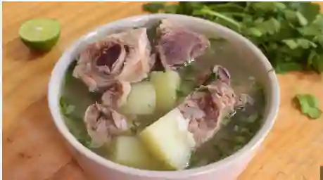 Caldo de Costilla