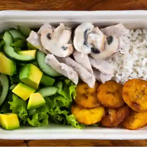 Pollo en Salsa de Champiñones