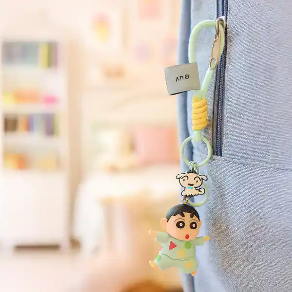 Llavero Shinnosuke Nohara Dressed Casually Shinchan Miniso