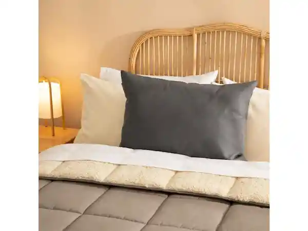 Funda Almohada Básico Gris PC Casaideas