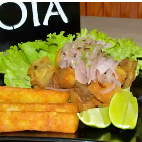 Mini Panceta Frita Crujiente (Chicharrón)
