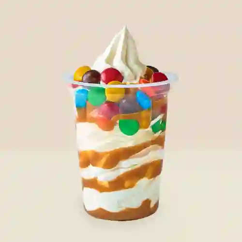 Sundae Caramelo y Chocolates de Colores
