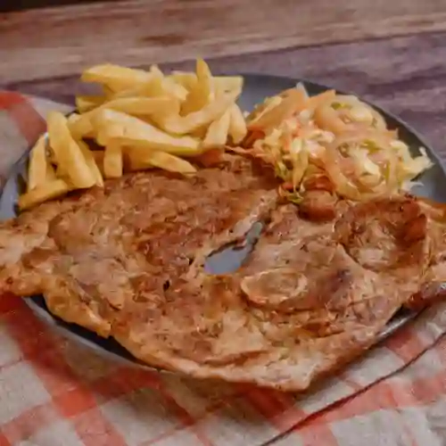 Chuleta, Papas Fritas y Bebida