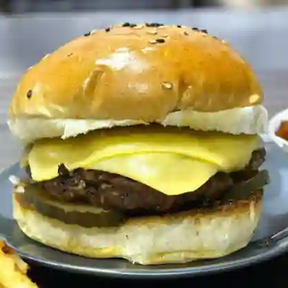 Hamburguesa Clásica