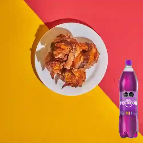 Combo Pollo Asado 8 Presas + Uva Postobon 1.5 l