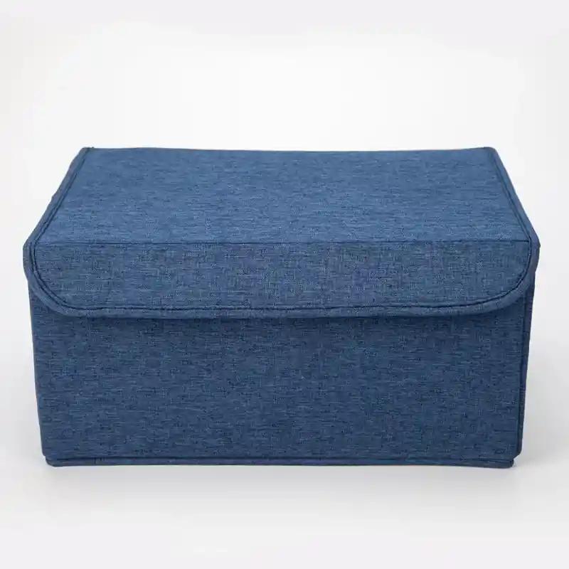 Caja Organizadora Con Tapa Plegable. Para Facilitar el Almacenaje Sin Perder la Forma en Tela Poliéster. Color: Indigo. Medidas: 34 x 25 x 17  cm. Sku 206522