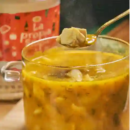 Sopa de Pollo Personal