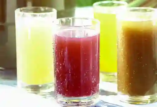 Jugo en Agua 20 Oz