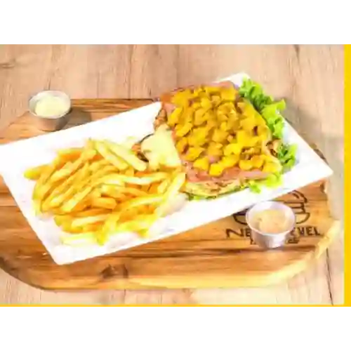 Pechuga Hawaiana con Papas
