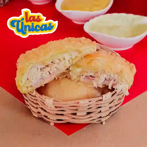 Empanada pollo y jamón