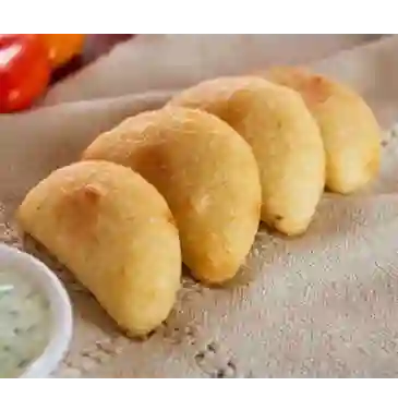 10 Mini Empanadas de Lomo Negro