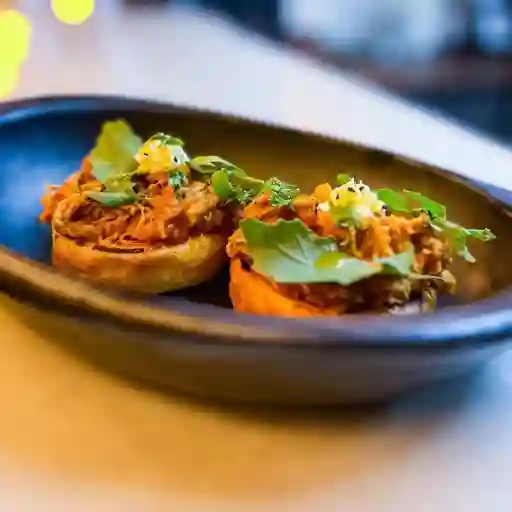 Arepa con Hogao y Sobrebarriga