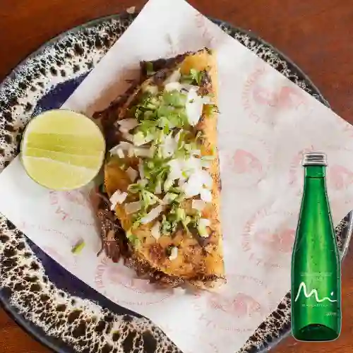 Combo Tacos de Quesabirria X 4 +Agua Manantial C/Gas
