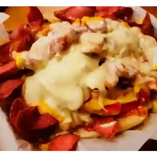 Salchipapas Personal de Pollo y Queso X 300 Gramos