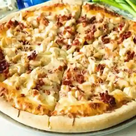 Pizza de Pollo y Champiñones