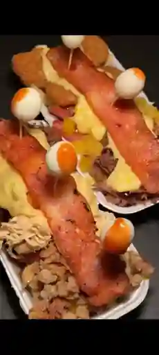 Salchipapassalchi Sencilla X 3 Personas