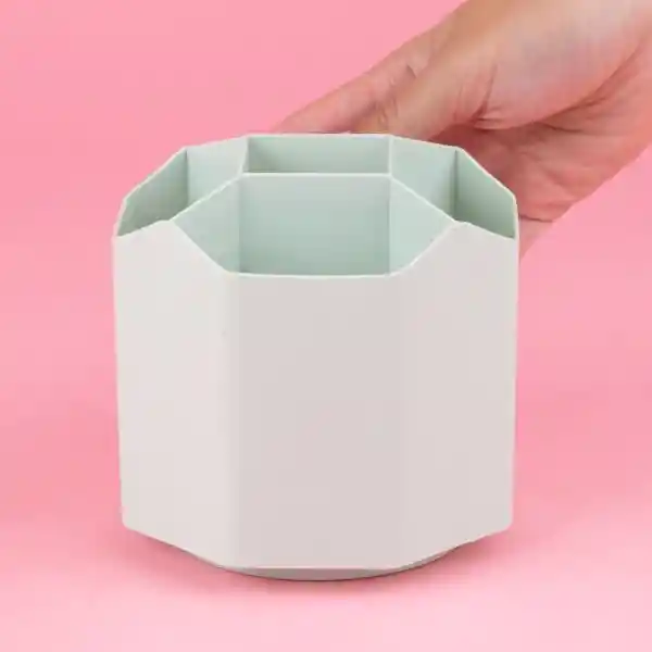 Portalápiz Giratorio de 5 Ranuras Mori Girl Verde Miniso