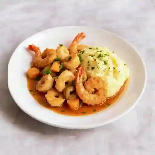 Mariscos En Salsa Romana