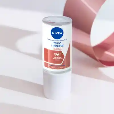 Nivea Desodorante Clinical Tono Natural en Roll On