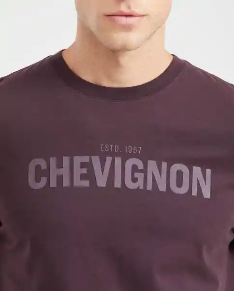 Camiseta C57 Graphic Morado Sombrío Ultra Oscuro T. L Chevignon