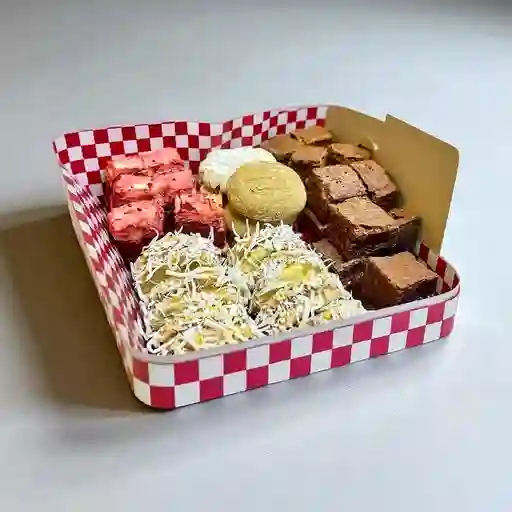Caja de postres deluxe para compartir