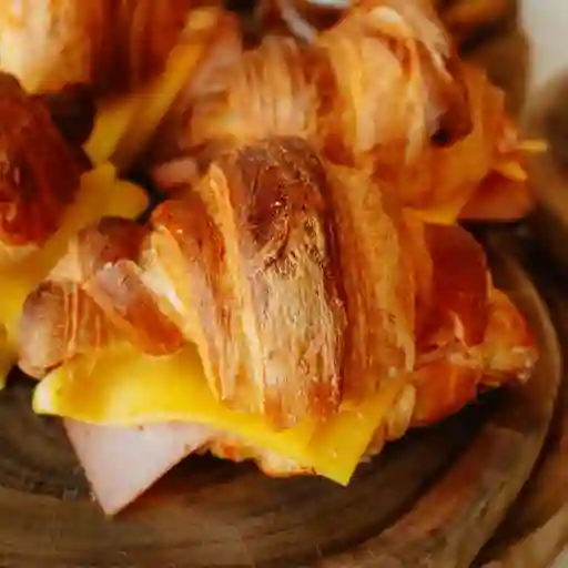 Kids croissant sandwich