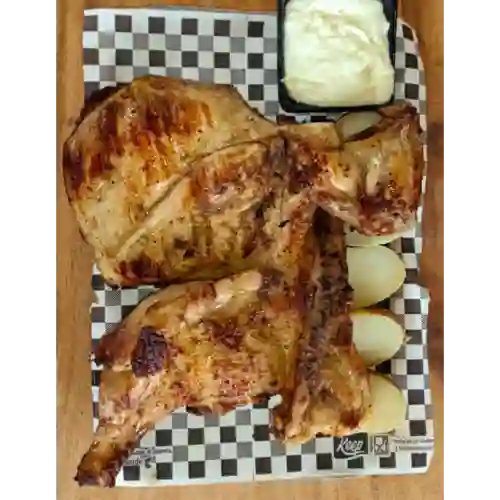 Medio Pollo con Papa Cocida