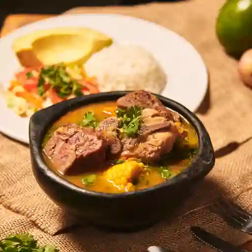 Sancocho de res (dos carnes)