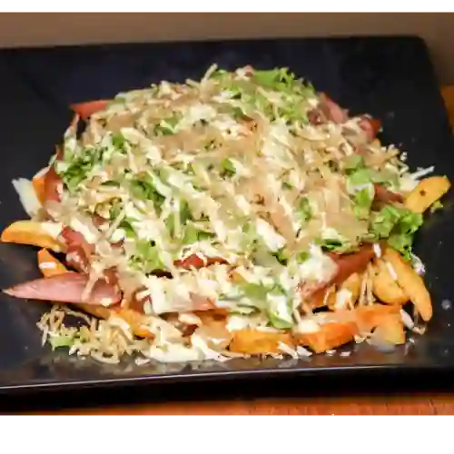 Salchipapa de Pollo.