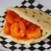 Arepa Rellena de Camarones