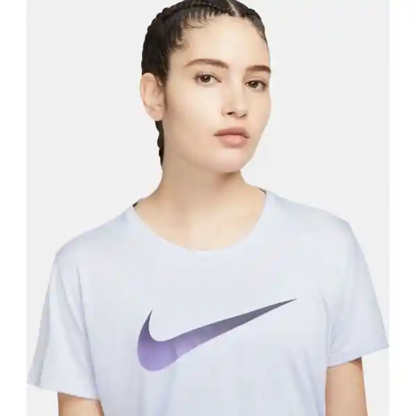 Nike Camiseta One Df Swsh Hbr Ss Para Mujer Morado Talla L