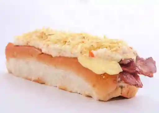 Perrita pequeña (queso y tocineta)