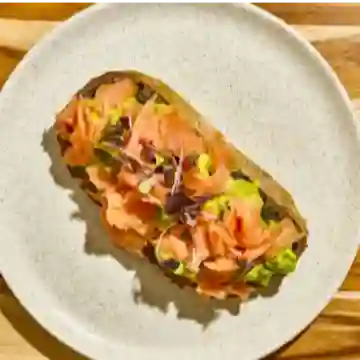 Tostada Salmón