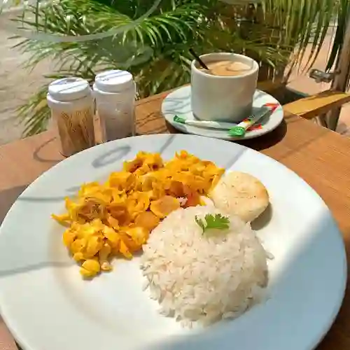 Desayuno con Huevos Rancheros