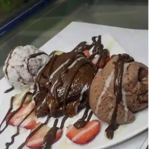 Brownie con Helado