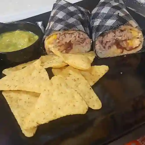 Burrada con Nachos