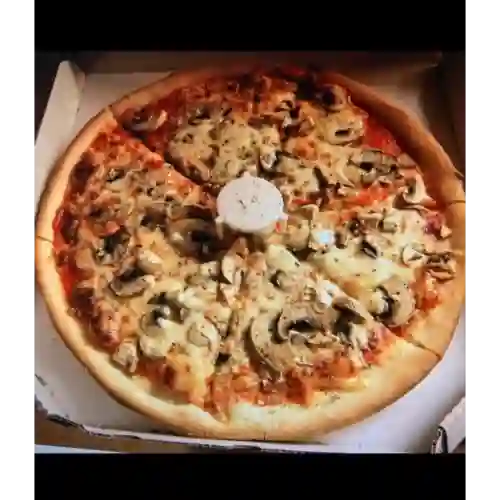 Pizza Jamón y Queso