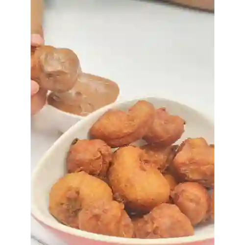 Buñuelos de Banano y Manzana