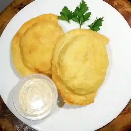 Empanada de Jamón y Queso