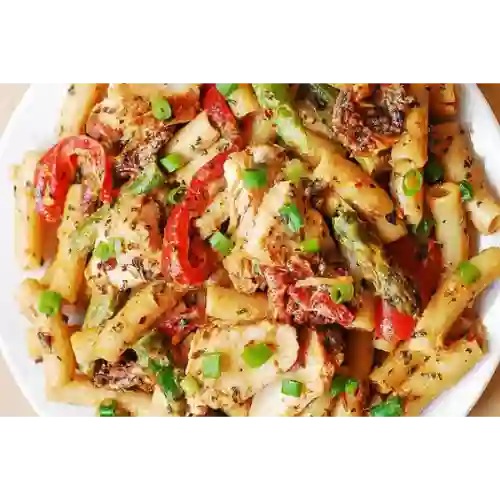 Pasta con Pollo Al Fresco