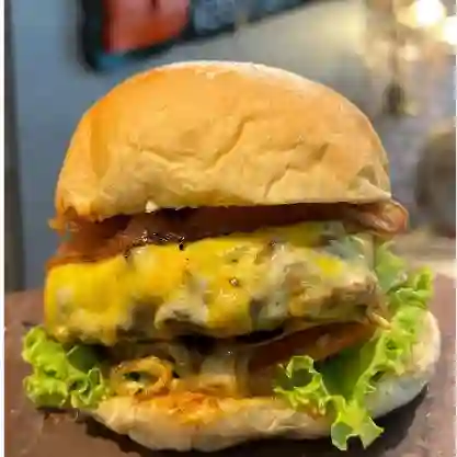 Combo Triple Cheese Burguer