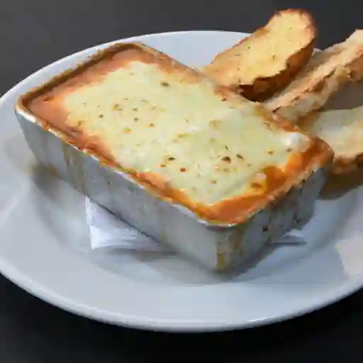 Lasagna con pollo y jamón