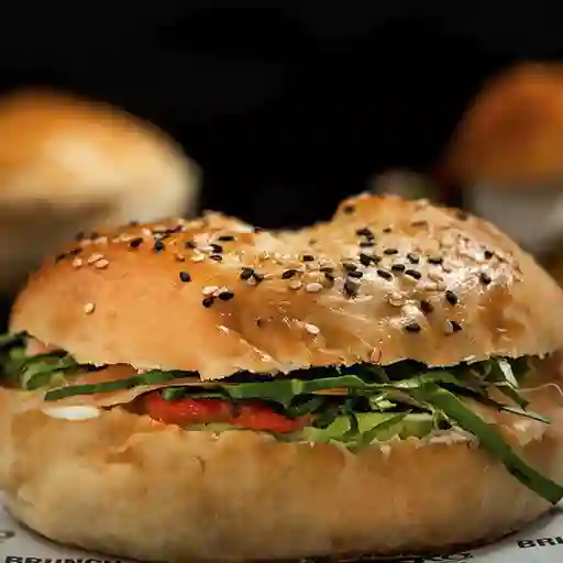 Bagel salmón espinaca