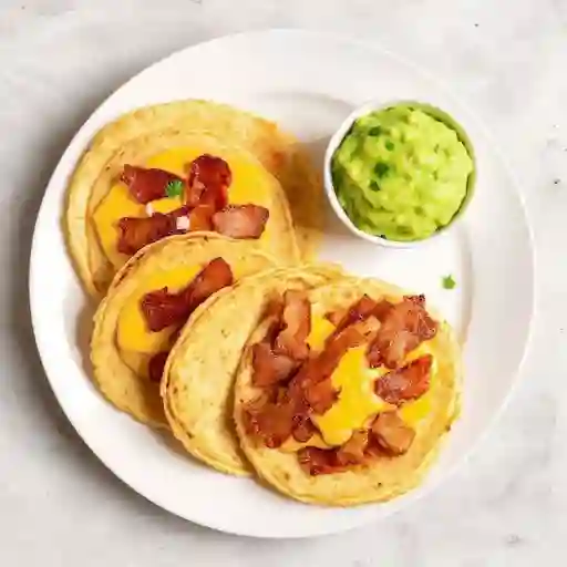 Arepas con chicharron