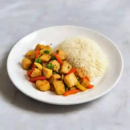 Medio arroz con chop suey