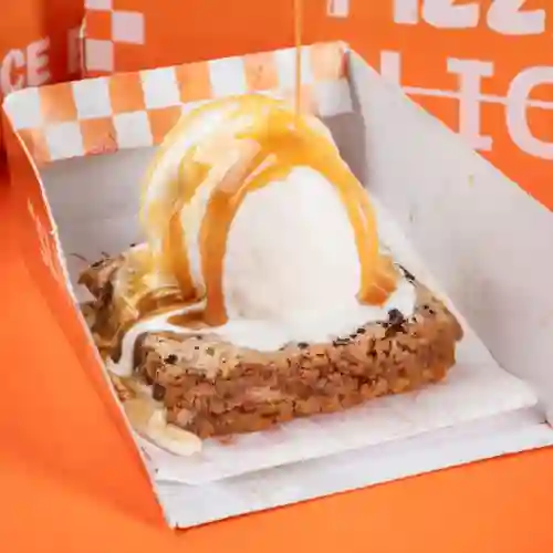 Brownie de Milo Melcochudo + Helado